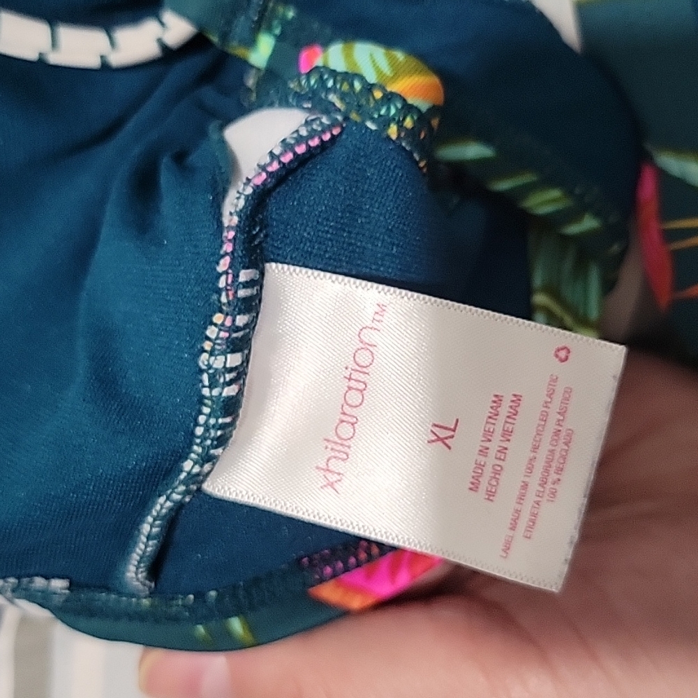 Floral Bikini - Picture 6 of 6